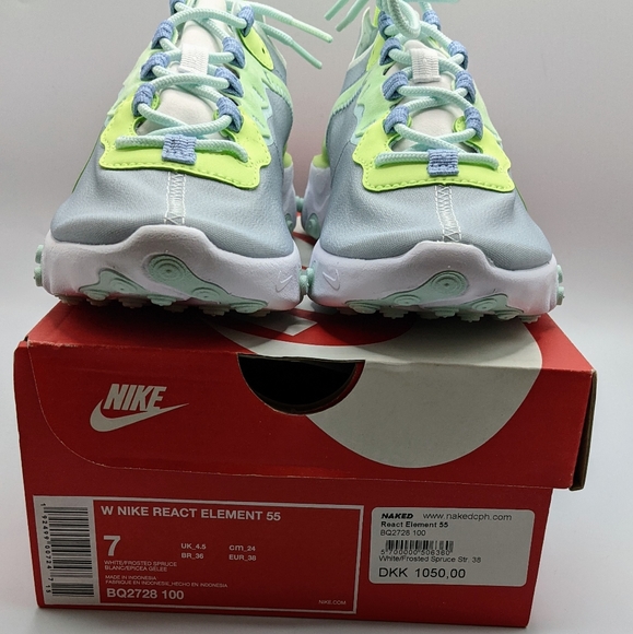 Nike women's React Element 55 size 7 New with box - Picture 4 of 9
